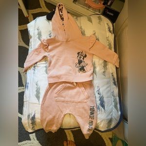 Minnie Mouse 12M Sweatsuit